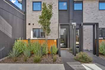 8/3 Shearer Avenue, Papanui
