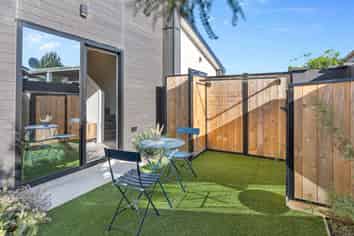 8/3 Shearer Avenue, Papanui