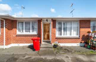 4/590A Fergusson Drive, Trentham