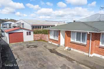 5/590A Fergusson Drive, Trentham