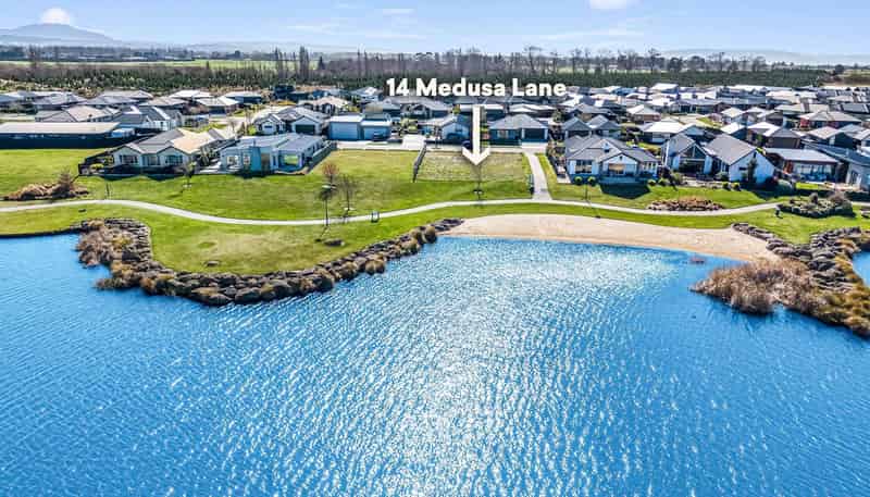 14 Medusa Lane, Pegasus