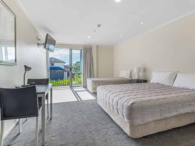 Great Motel Business, Great Location, Great Price!