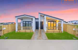 6 and 8 Ihi Place, Karaka