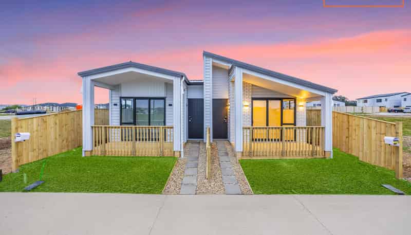 6 and 8 Ihi Place, Karaka