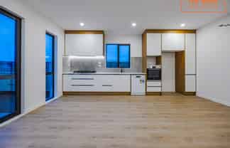 8 Ihi Place, Karaka