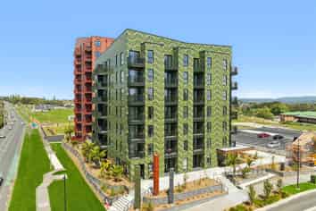  409/2A Te Ara Taurapa, Point Chevalier