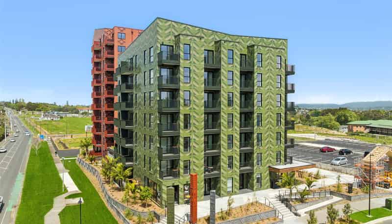  409/2A Te Ara Taurapa, Point Chevalier