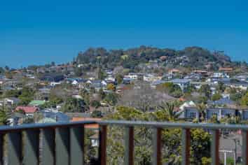  408/2A Te Ara Taurapa, Point Chevalier