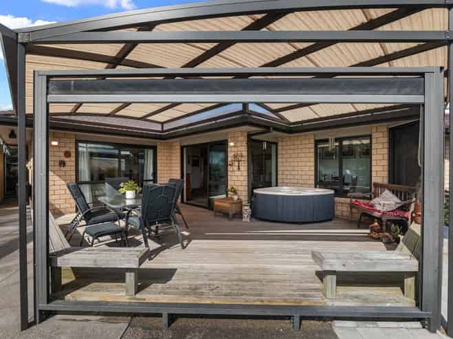 100 Albero Drive, Ohauiti