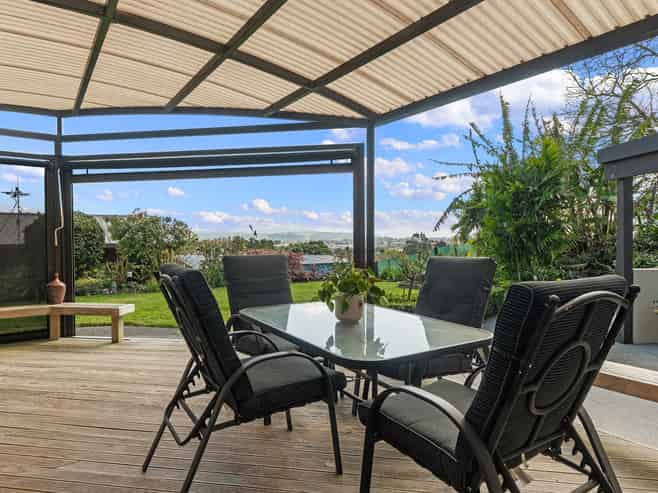 100 Albero Drive, Ohauiti