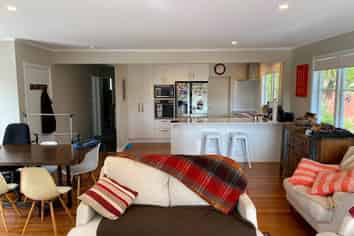 1/14 Woodside Avenue, Northcote