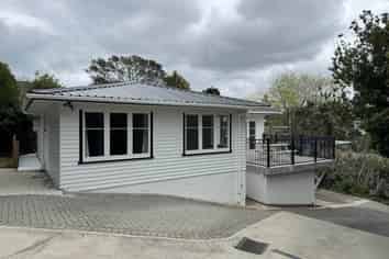 1/14 Woodside Avenue, Northcote