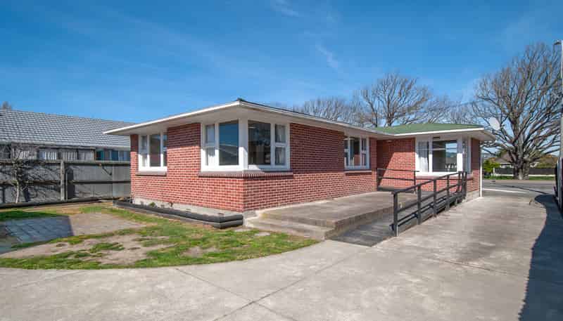 413 Linwood Avenue, Bromley