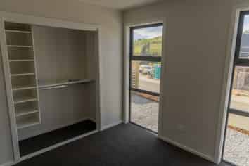 1 Hill Tops Way, Stoke