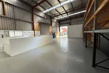 Tidy High Stud Warehouse