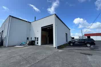 Tidy High Stud Warehouse