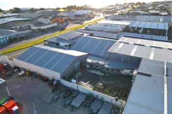 High Profile Warehouse & Yard