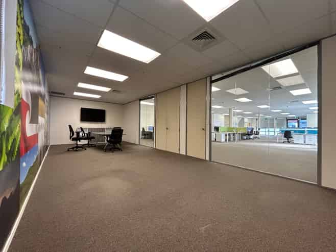 Modern High Stud Warehouse & Offices