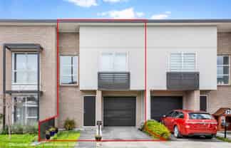 52 Vincent McGrath Crescent, Swanson
