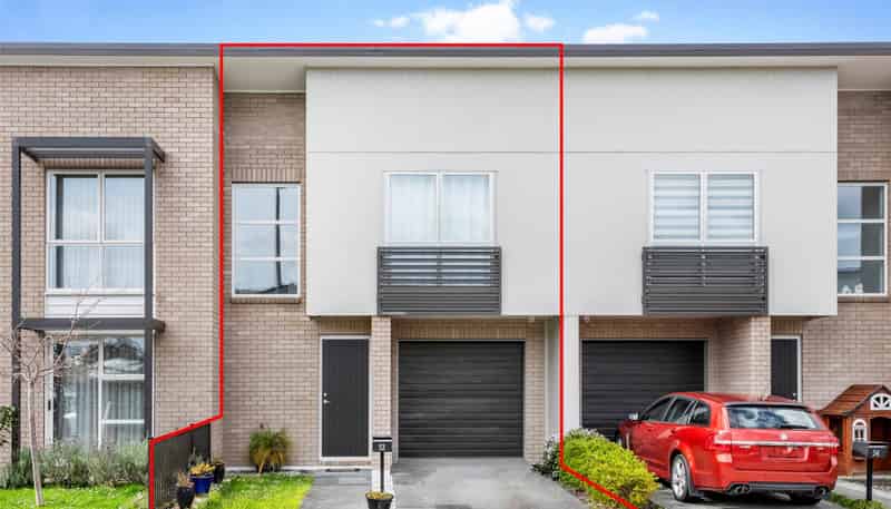 52 Vincent McGrath Crescent, Swanson