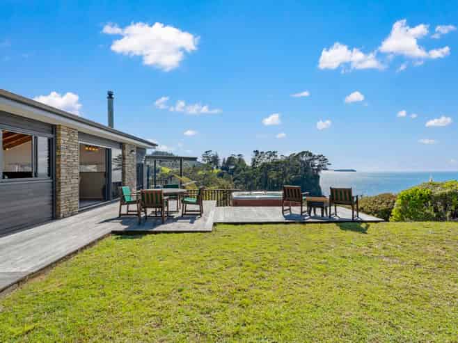 700 Hibiscus Coast Highway, Waiwera