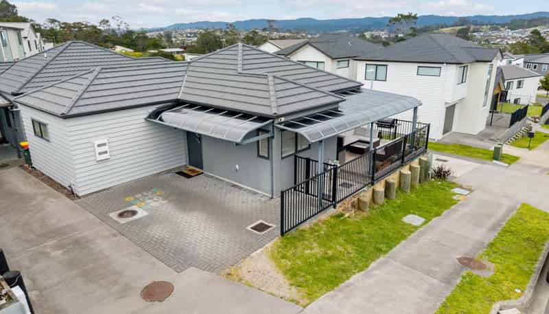 10A Kaimai Avenue, Massey