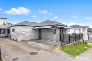 10A Kaimai Avenue, Massey