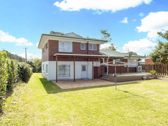 486 West Coast Road, Glen Eden