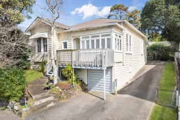 36 Malvern Road, Mount Albert