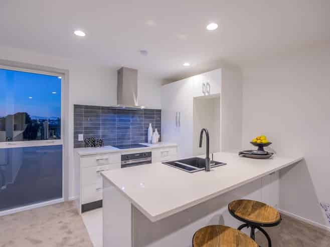 8/70A Barrack Road, Mount Wellington