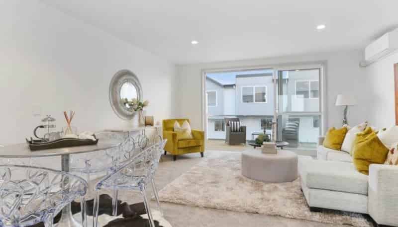 8/70A Barrack Road, Mount Wellington
