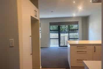 2/215 Peterborough Street, Christchurch Central