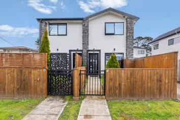 1/83 Vodanovich Road, Te Atatu South