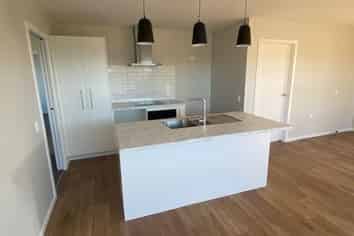 1 Ross Taylor, Masterton