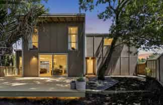 91a Kaurilands Road, Titirangi