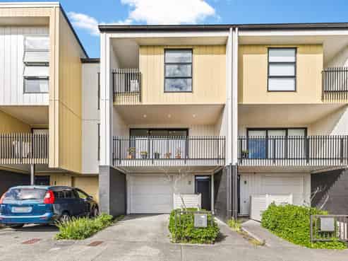 43 Bonnette Road, Flat Bush