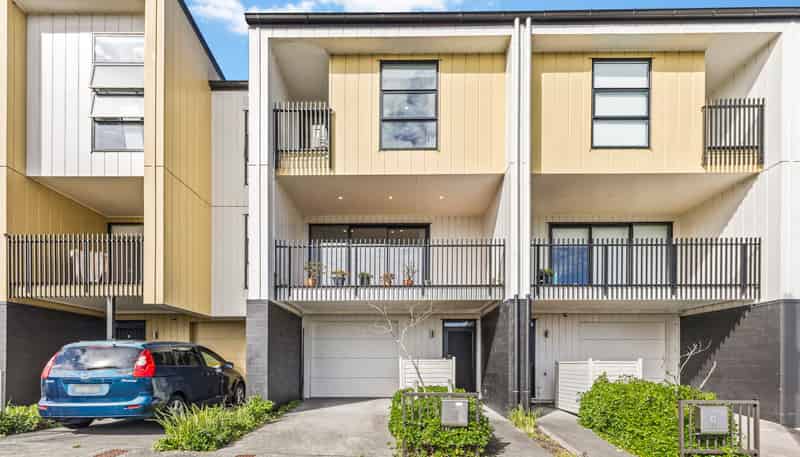 43 Bonnette Road, Flat Bush