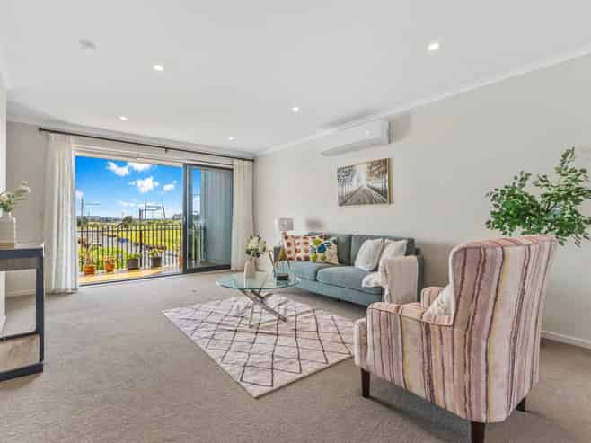 43 Bonnette Road, Flat Bush