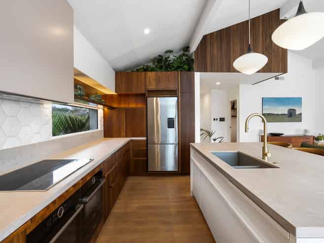 15 Ripon Crescent, Meadowbank