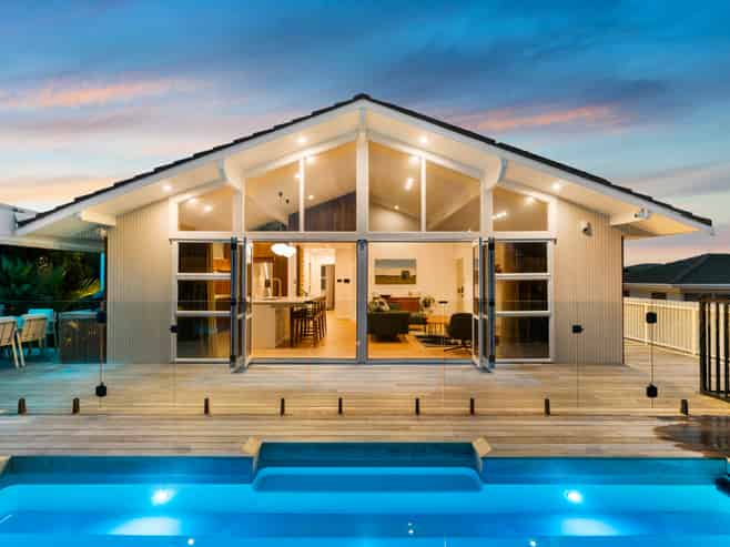 15 Ripon Crescent, Meadowbank