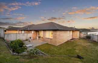 6A Jessie Rise, Riverhead