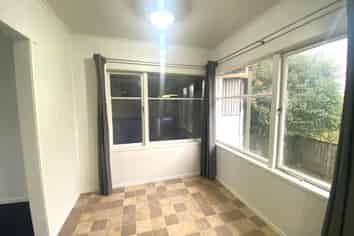 17 Perth Street, Otara