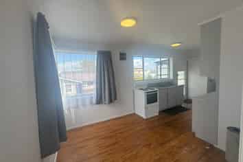 1/9c Jellicoe Road, Manurewa