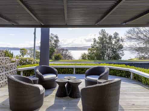 6 Kohatu Parade, Wharewaka