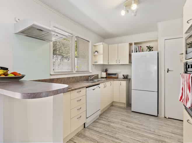 2A Wilfred Street, Tawa
