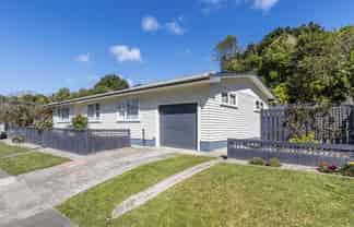 2A Wilfred Street, Tawa