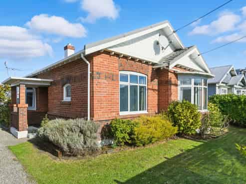 253 Macandrew Road, Forbury