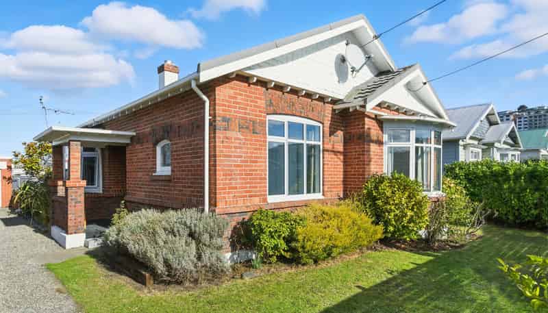 253 Macandrew Road, Forbury