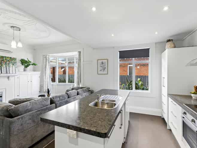 253 Macandrew Road, Forbury