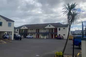 Easy Care Commercial Investment